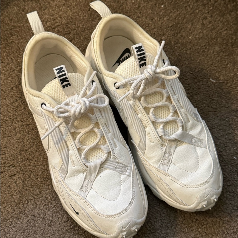 Nike TC 7900